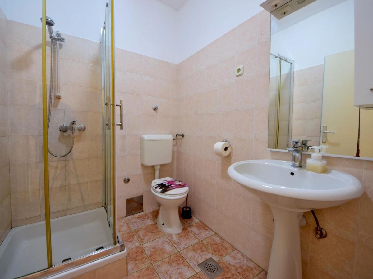 Apartment Katarina 2 - Sib155-1 By Interhome Brodarica  Esterno foto