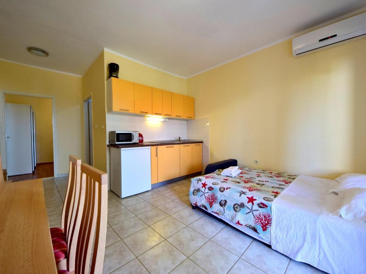 Apartment Katarina 2 - Sib155-1 By Interhome Brodarica  Esterno foto